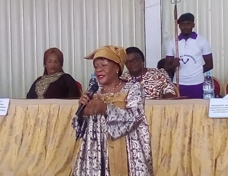Interview Exclusive : La Reine mère de Bonendalè II réclame le poste de Premier Ministre pour les femmes au Cameroun Interview Exclusive : La Reine mère de Bonendalè II réclame le poste de Premier Ministre pour les femmes au Cameroun