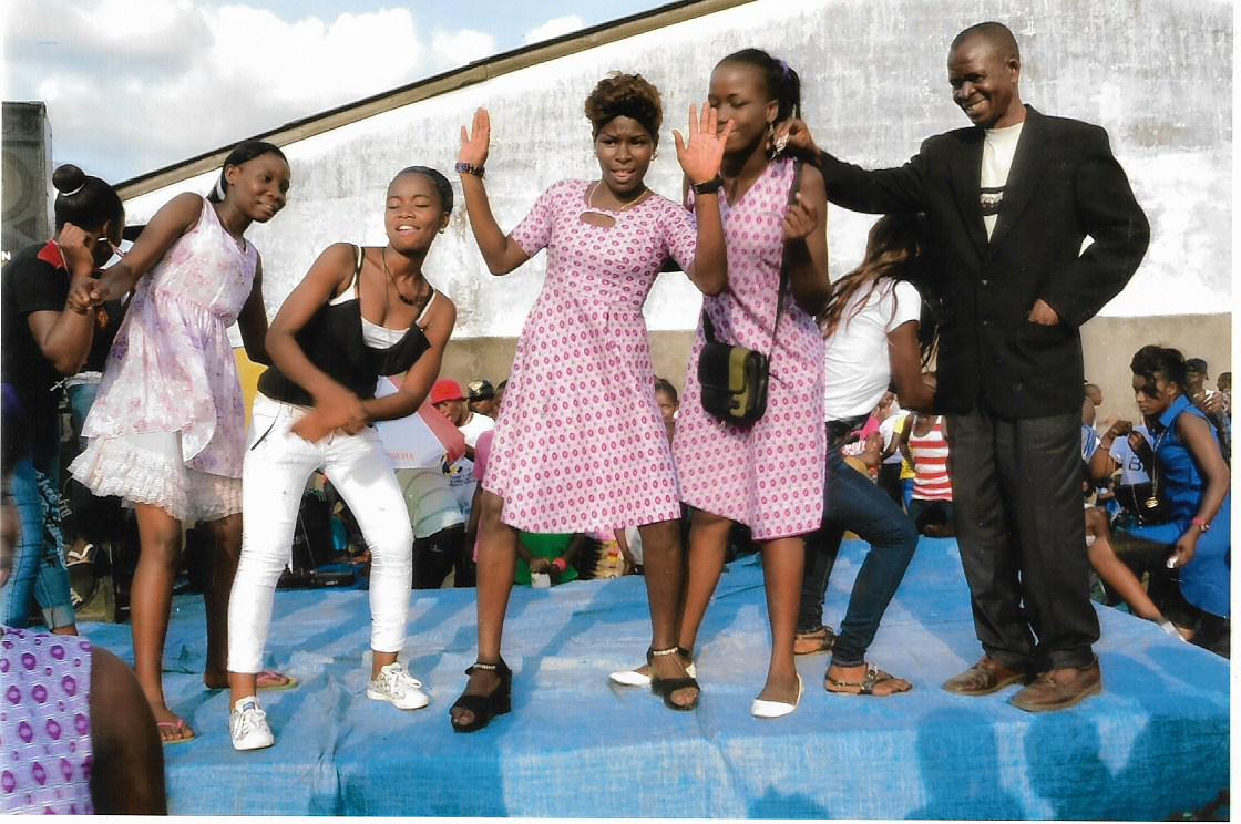 Humanitaire : SOS SAUVONS LE DROIT A L’EDUCATION EN RDC à la recherche d’appuis