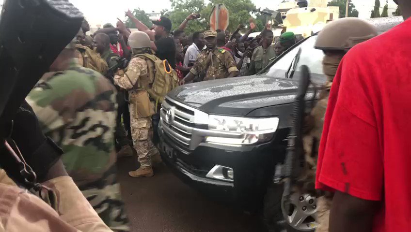 Le Président malien aux mains des mutins
