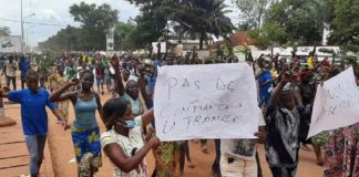 de 5000 personnes marchent contre la Minusca et Rfi à Bangui