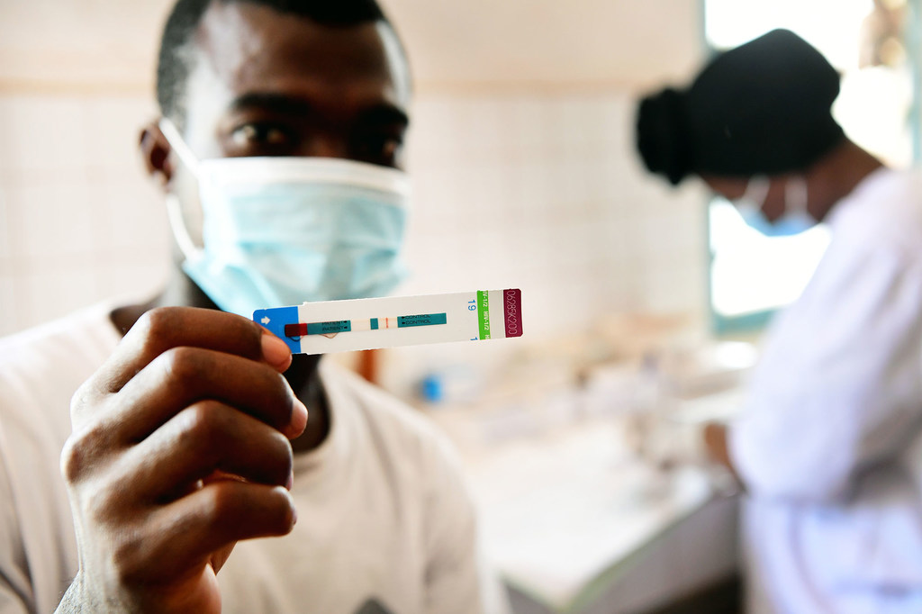 Les personnes séropositives confrontées au double danger du VIH et de la Covid-19