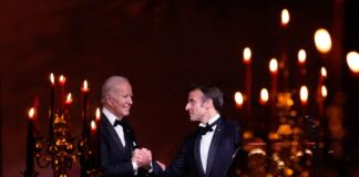 Zooming - Les Macron accueillis par les Biden pour un dîner d’État