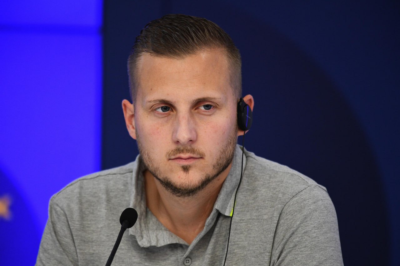 Le Français Adrien Bocquet qui dénonçait des crimes de Kiev dans le Donbass demande l’asile en Russie