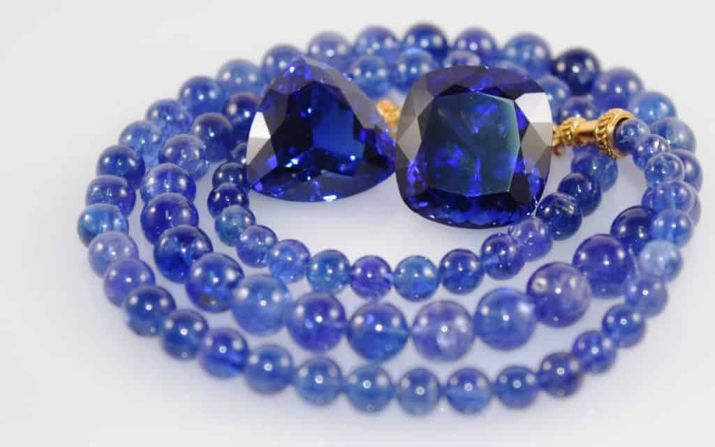 Un guide de base de la pierre précieuse tanzanite