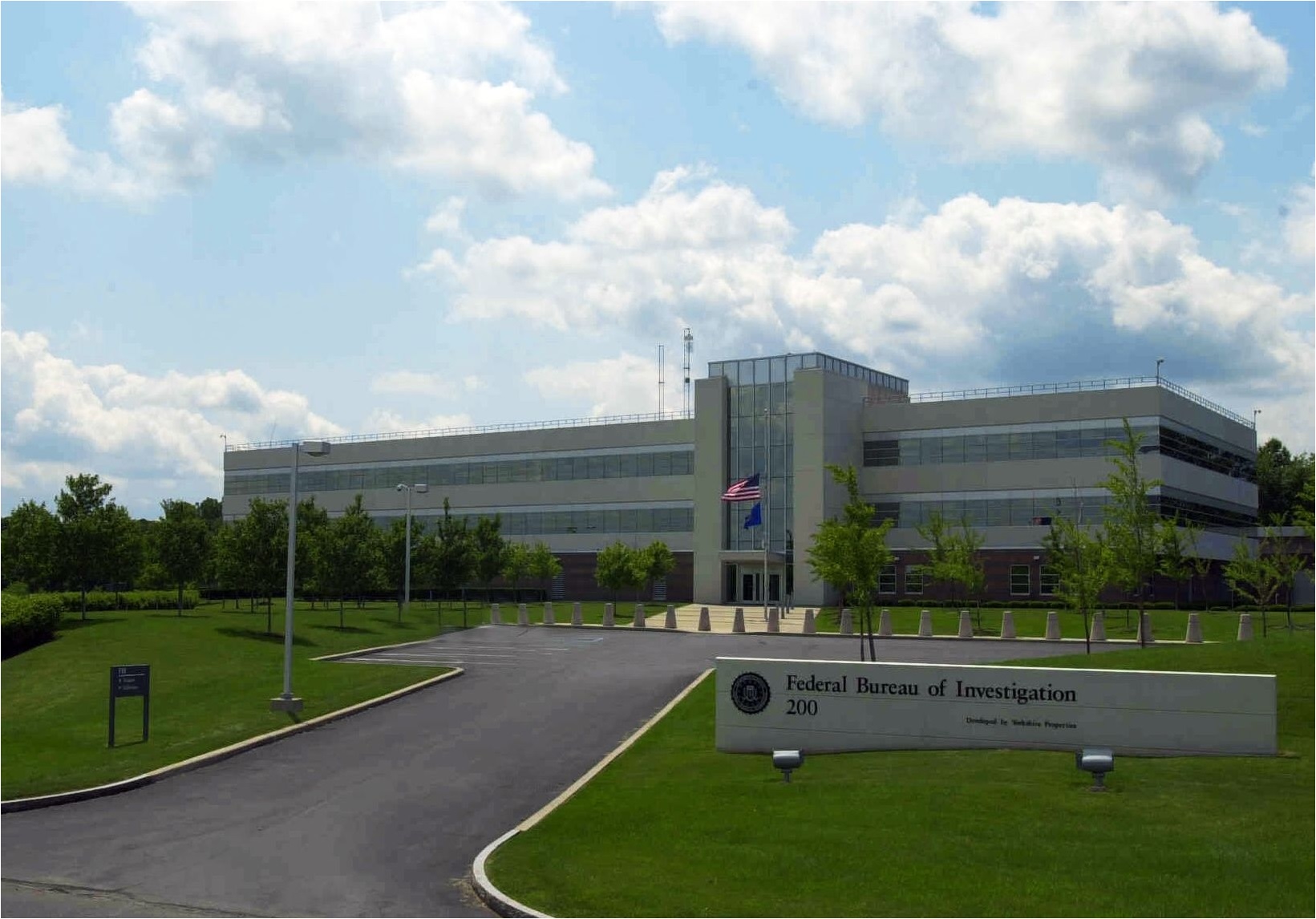 Cybercriminalité : Le FBI  révèle la condamnation d’un Camerounais par la justice américaine  pour complicité d’achat en ligne d’animaux non livrés