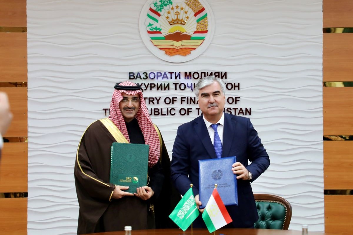 Shahrinav au Tadjikistan :  Le Fonds saoudien pour le développement accorde un prêt de développement de 100 millions de dollars pour le projet de la station hydroélectrique de Rogun