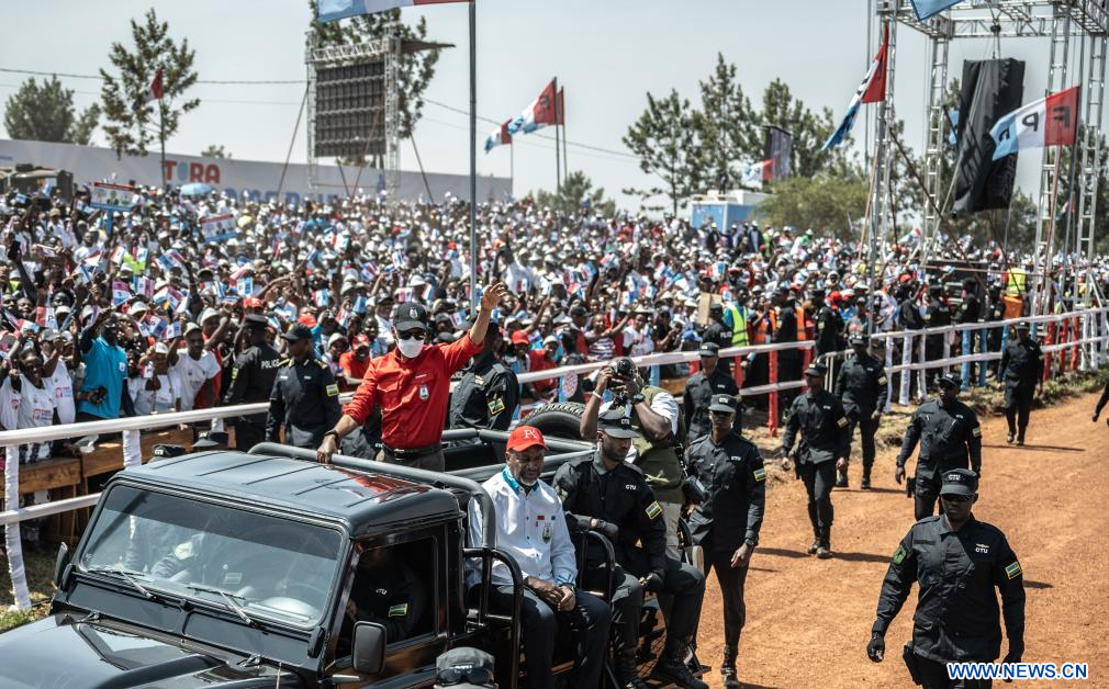 Le corps électoral du Rwanda confirme la réélection de Paul Kagame