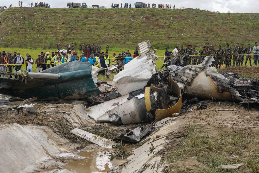 Népal : 18 corps retrouvés après le crash d’un avion sur l’aéroport international de Katmandou