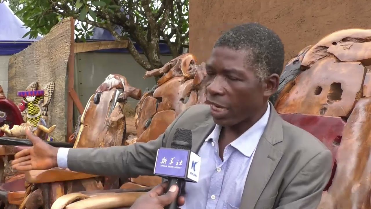 African craftsmen exhibit works in Yaounde