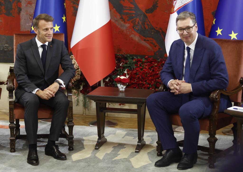 La Serbie et la France signent des accords pour promouvoir leurs relations La Serbie et la France signent des accords pour promouvoir leurs relations
