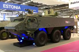 Lettonie: le premier véhicule blindé de transport de personnels de fabrication nationale livré aux forces armées