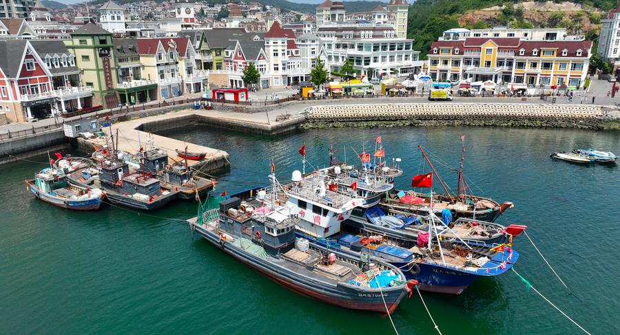 (Multimédia) Chine : coup d’envoi de la Régate internationale de voile à Dalian