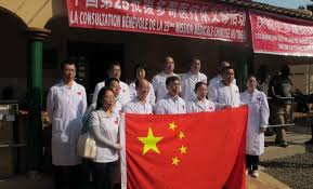 Togo : consultations bénévoles de médecins chinois au profit de la population locale