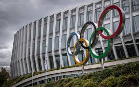 Une majorité de Français favorables aux sportifs russes et bélarusses aux JO de Paris en tant qu’athlètes neutres, selon le CIO