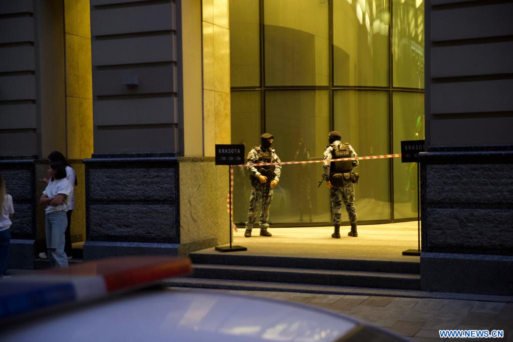 2 morts et 7 blessés dans une fusillade au siège de Wildberries à Moscou