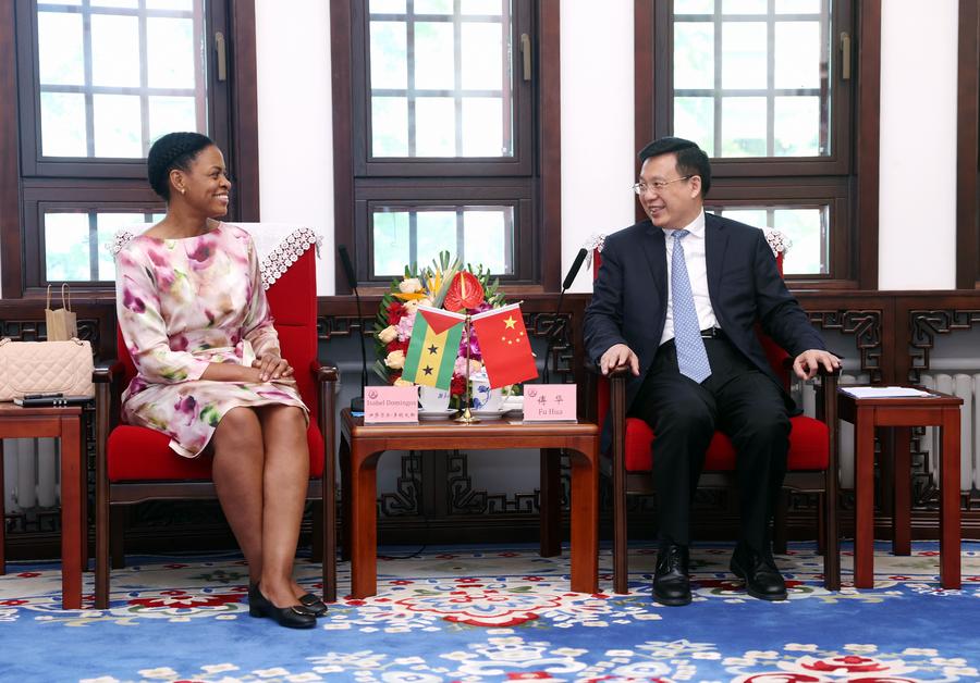 (Multimédia) Le président de Xinhua rencontre l’ambassadrice de Sao Tomé-et-Principe en Chine