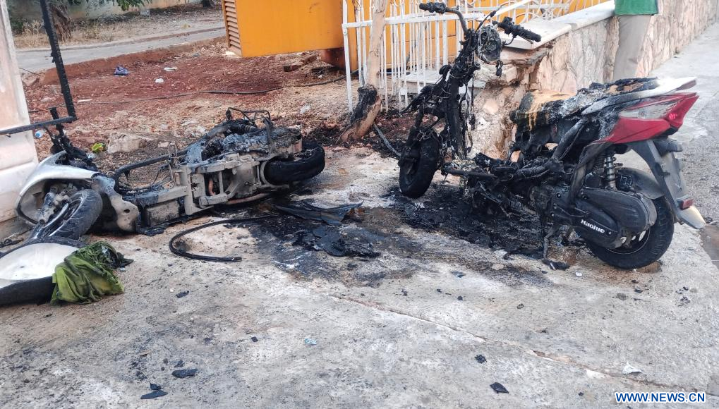 Le bilan des explosions d’engins de communication au Liban passe à 37 morts et près de 3.000 blessés (ministre)