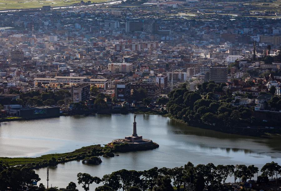 Madagascar célèbre le 65e anniversaire de son indépendance Madagascar célèbre le 65e anniversaire de son indépendance